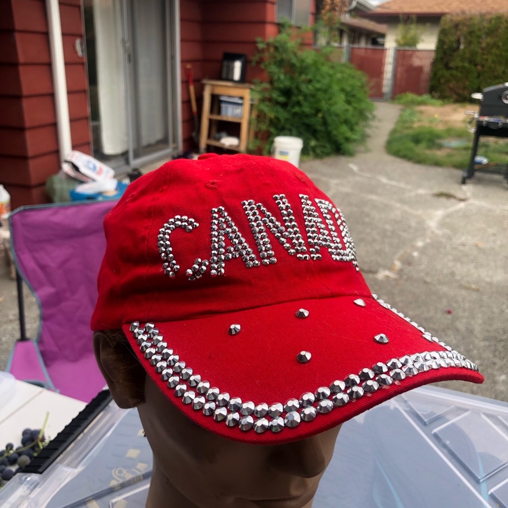 Canada Goose Red Studded Cap